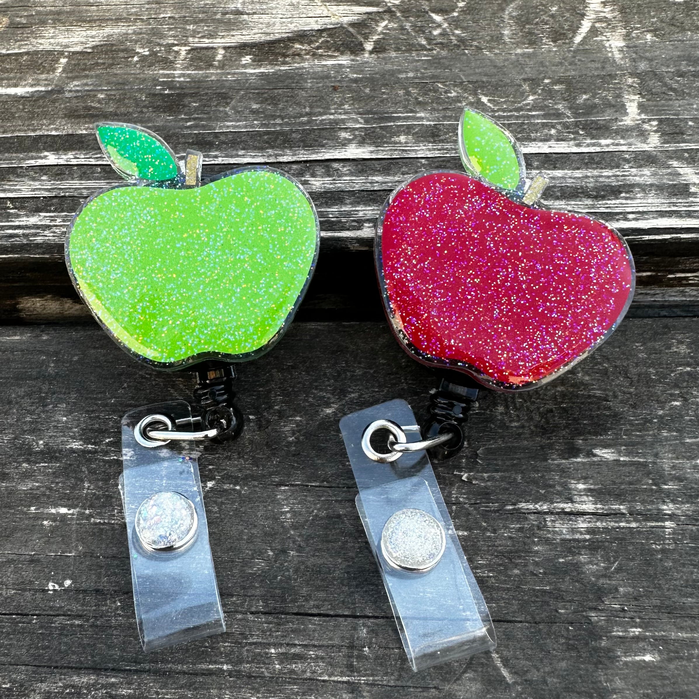Apple Badge Reel – Made By Espie